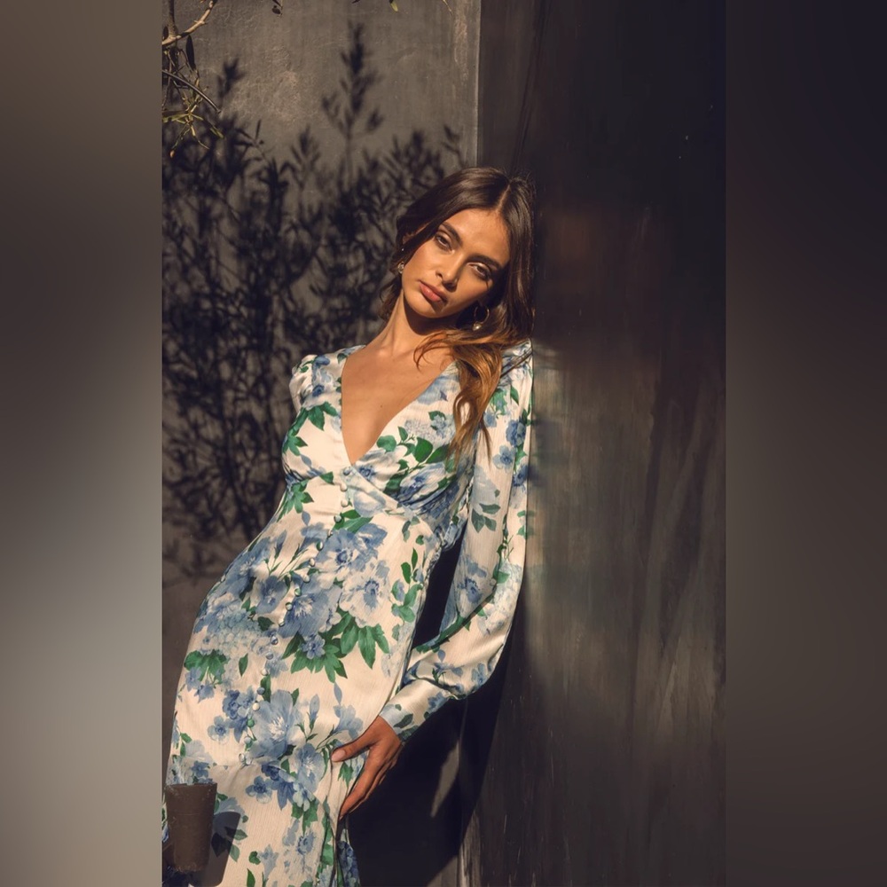 NWT Line and Dot Lisette Long Sleeve Maxi Dress